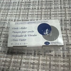 NIB Creative Memories Circle Maker Punch Tool